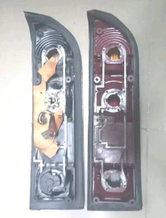 Luces traseras opel manta b dos lados derechos hella originales Foto 3 de 4