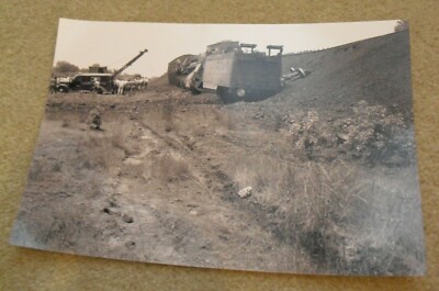 Vintage Zug Foto 8x12 Lok und Tender von den Schienen abgestürzt
