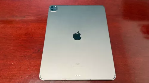 Apple iPad Pro 12.9in (5th Gen) - 128 GB - Space Gray (Cell) - Slight Bend