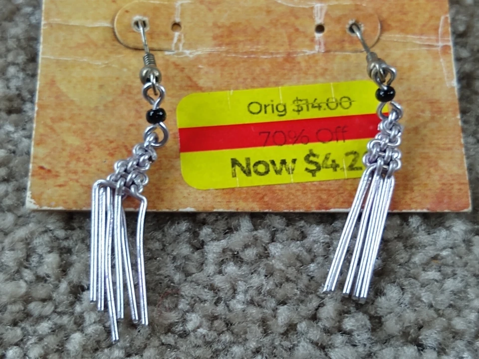 1 par de pendientes colgantes/colgantes Mudd tono plata Foto 4 de 4