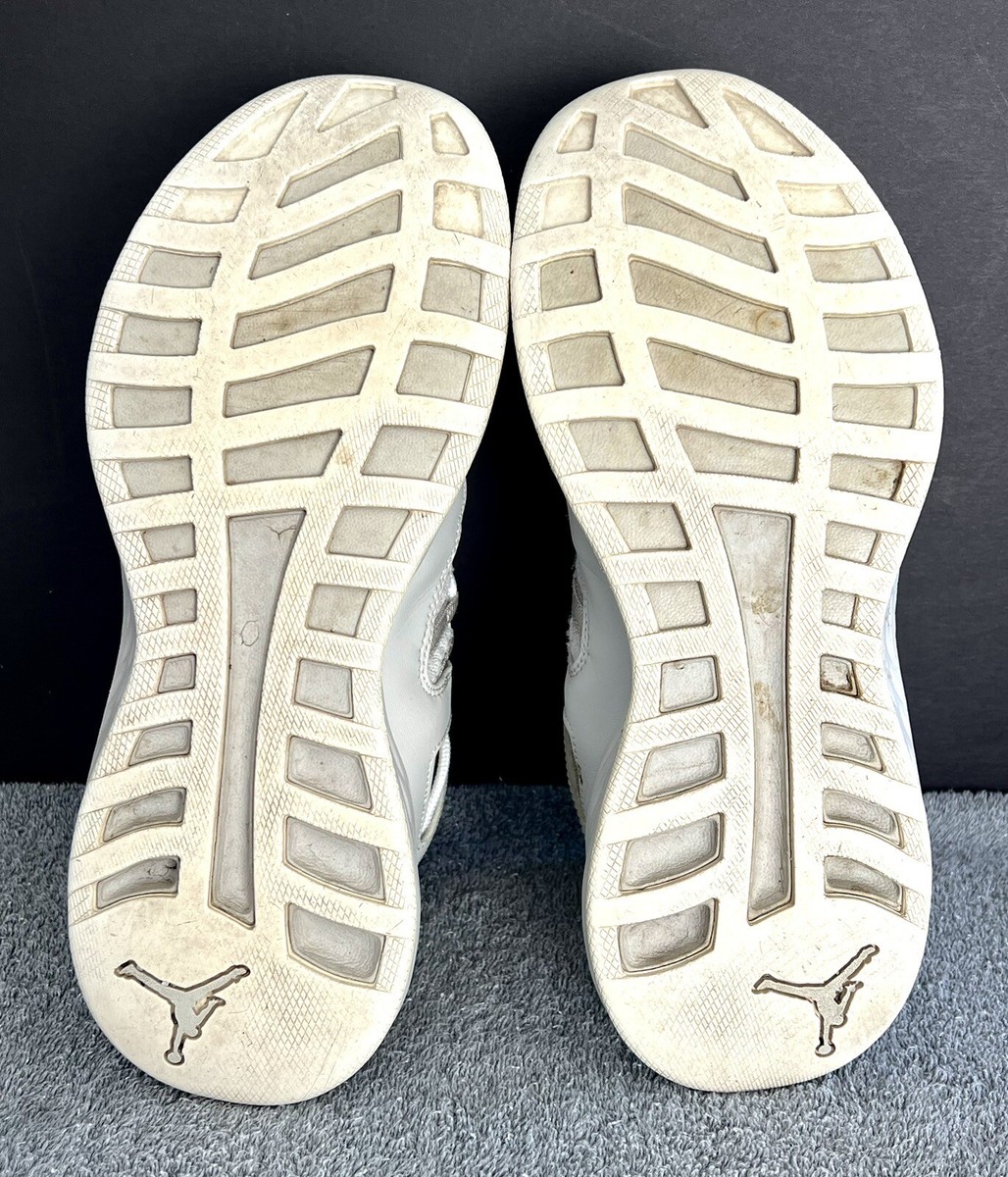NIKE JORDAN FORMULA 23 Light Bone Basketball Trainer 881465 NIKE JORDAN FORMULA 23 Light Bone Basketball Trainer 881465
