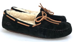black ugg dakota moccasins