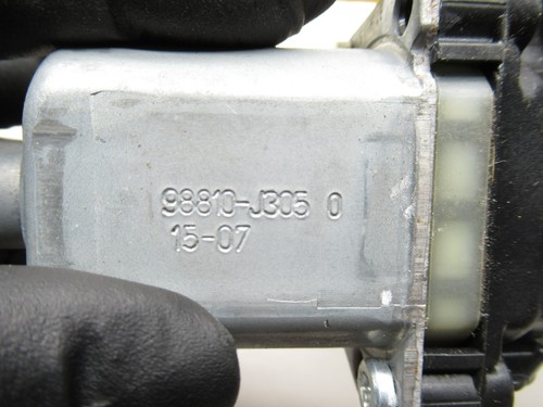 2012-2017 Chevrolet Equinox Front Right Door Window Motor 0130822680 OEM - Picture 6 of 6