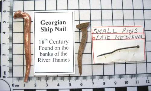 Georgian period ship building nails, cleaned, and medieval pin found in Thames - Picture 1 of 5