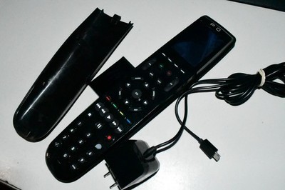 Pro Control Model Pro24.r Universal Remote Touchscreen W/Good battery TESTED W1F
