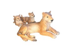 Vintage Castagna Lion Lioness And Cubs 1989 Original Made in Italy Realistic