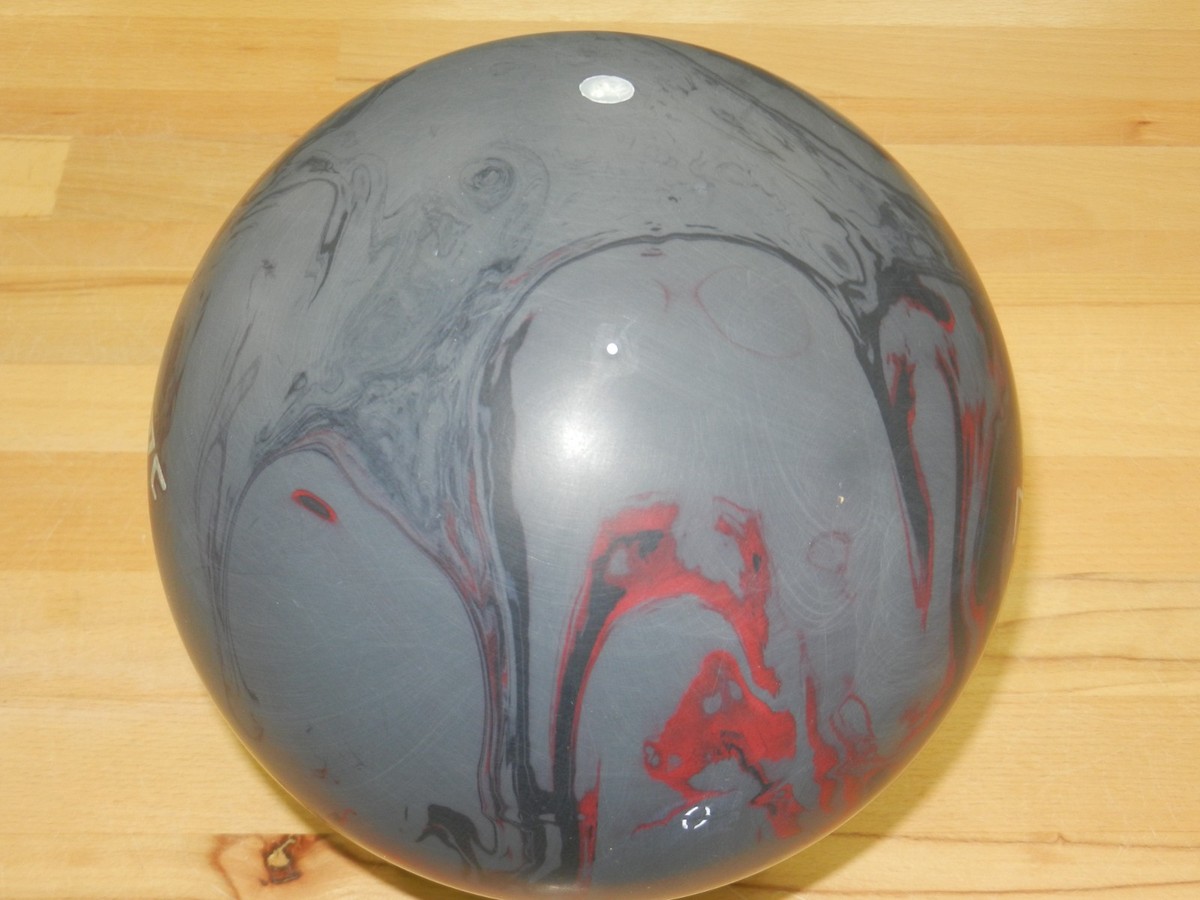 NIB 14# Motiv Jackal Onyx Bowling Ball - 14.4/2.7