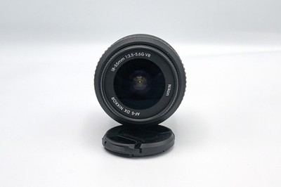 Nikon D40 Kit with Zoom-Nikkor AF-S DX 18-55mm f3.5-5.6G ED VR