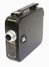 Kodak Cine Eight Model 25 Film 8mm Camera W/Anastigmat f/2.7 13 mm Lens -TESTED