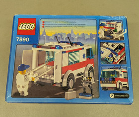 LEGO City 7890 Ambulance NEW! Paramedic EMT Emergency Rescue Stretcher Town