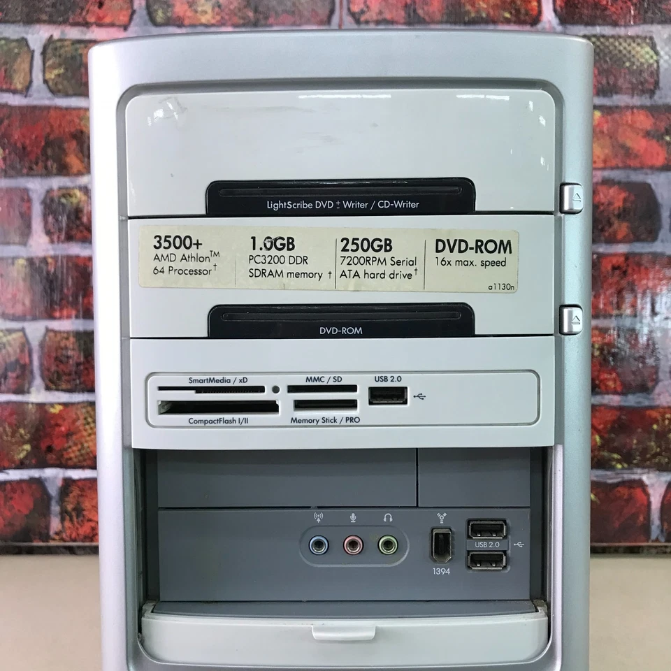 HP Pavilion Retro Gaming Athlon 2.20GHz 1GB RAM 250GB HDD Windows 7 Pro 64-Bit - Image 3 of 4