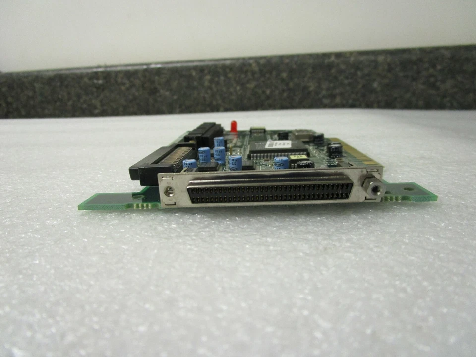 Adaptec AHA-2940W/2940UW PCI-to-Wide UltraSCSI Host Adapter - Image 3 of 4