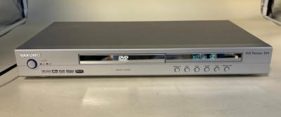 6/5 Yakumo DVD Master DX4 DVD/CD-Player / Farbe Silber / ohne Fernbedienung