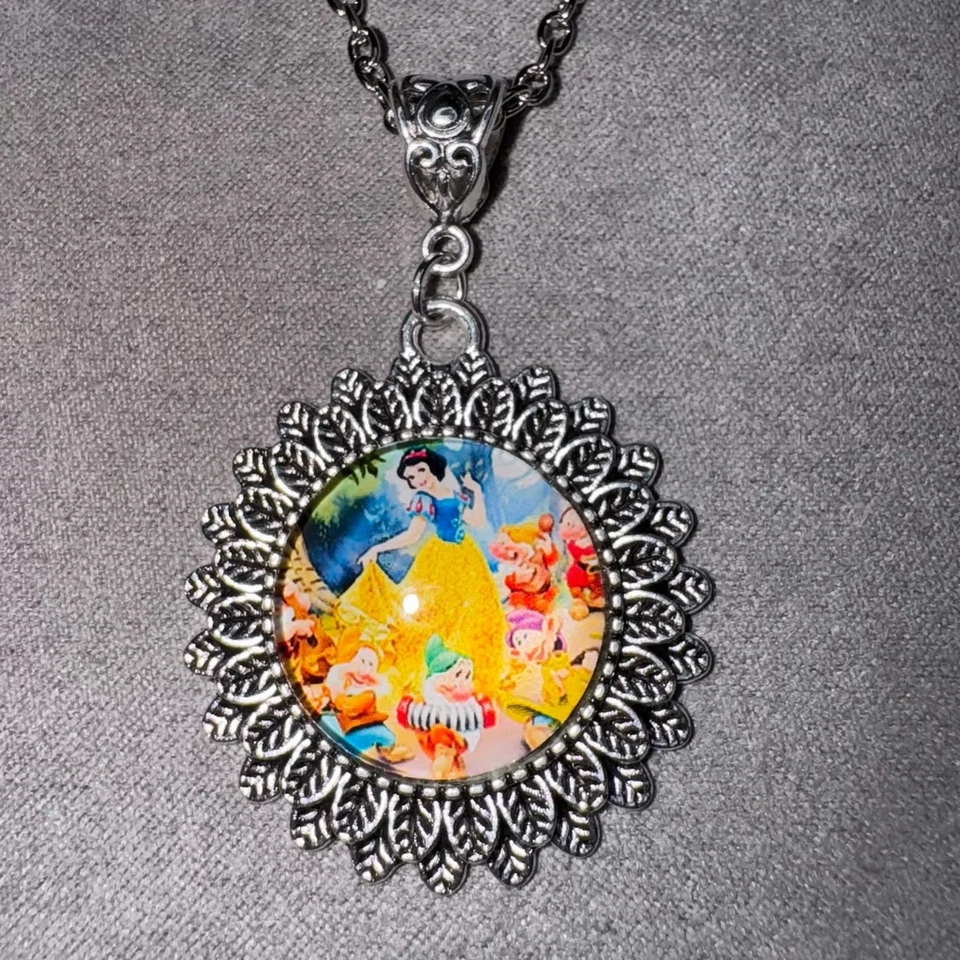 SNOW WHITE & SEVEN DWARFS 20” Silver Necklace+Handmade Cabochon Pendant ✨ NEW - Image 2 of 4