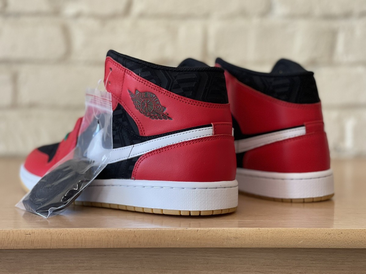 Nike Air Jordan 1 Mid SE Christmas Shoes Black Red Green DQ8417