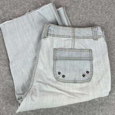 Personal Identity Burmuda Shorts Womesn 13/14 Cut Off Pants Denim Light Distress