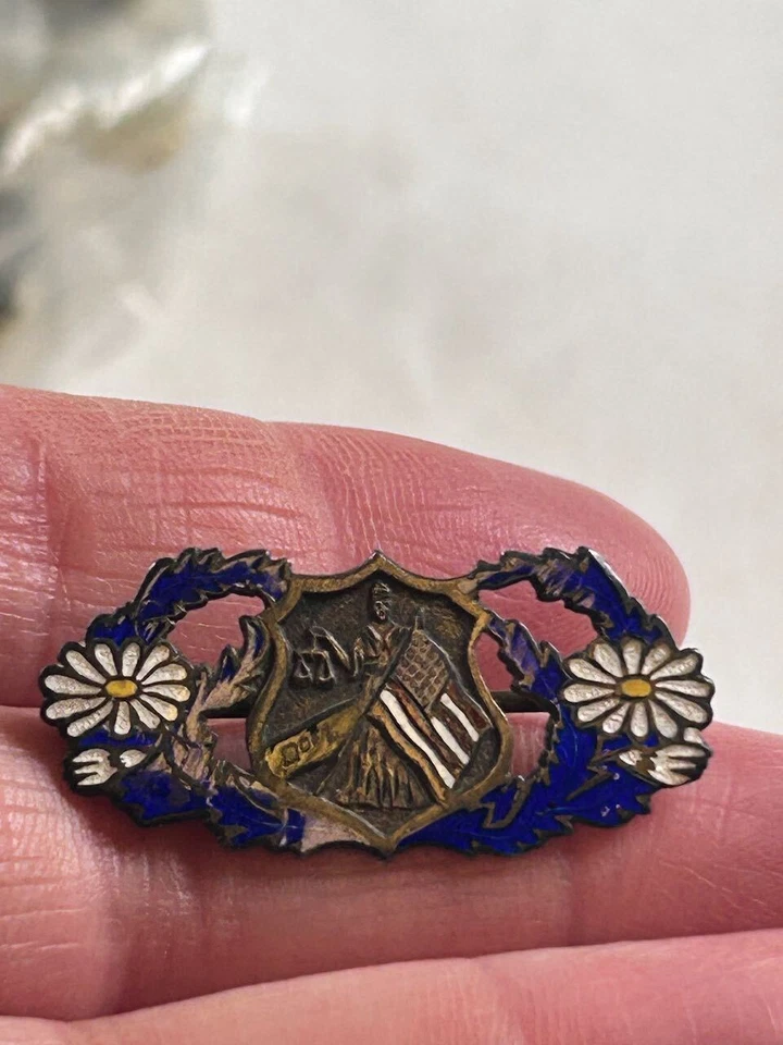 Daughters of Liberty Sterling Pin American Flag Daisies  - Image 2 of 4