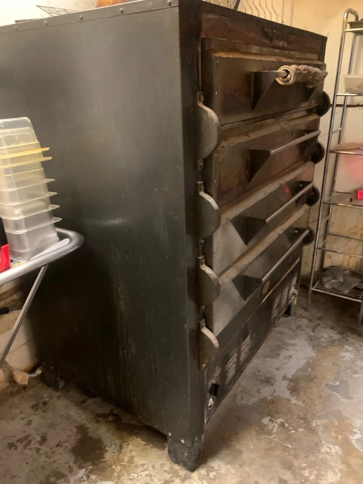 Peerless 2348P - 4 Pan 4 Deck Floor Model Gas Bake Oven GREAT SPACE SAVER!!! - Image 4 of 4