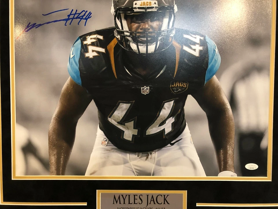 MYLES JACK FRAMED SIGNED JACKSONVILLE JAGUARS 16x20 PHOTO JSA COA - Image 2 of 3