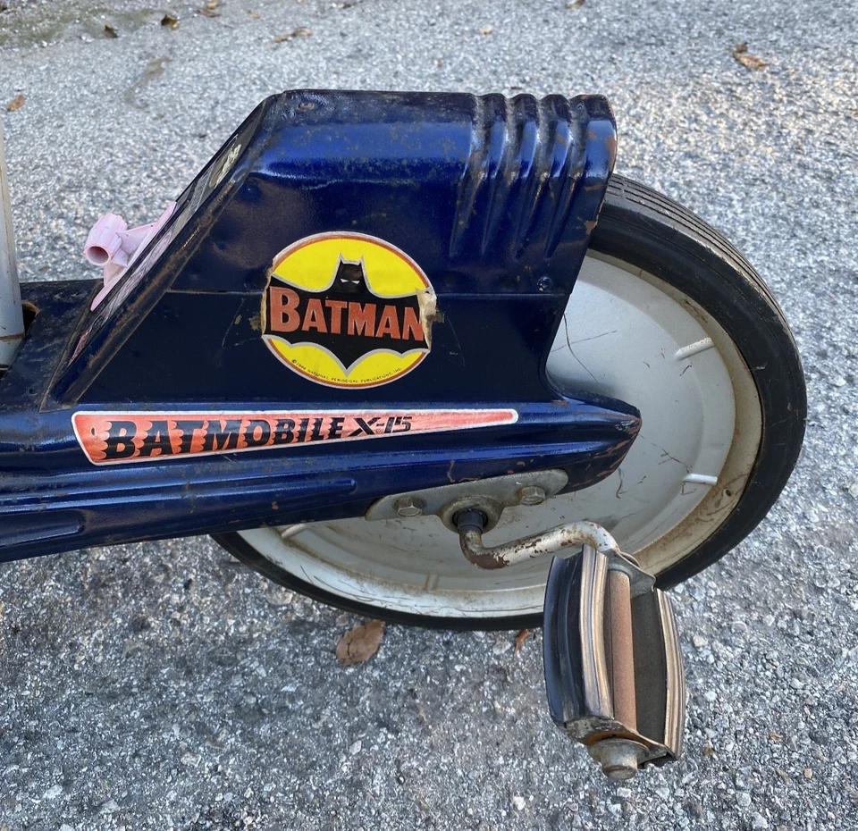 Mattel Batimóvil X-15 1966 V-RROOM Triciclo Coche a Pedales De Colección Batman Raro Foto 2 de 4