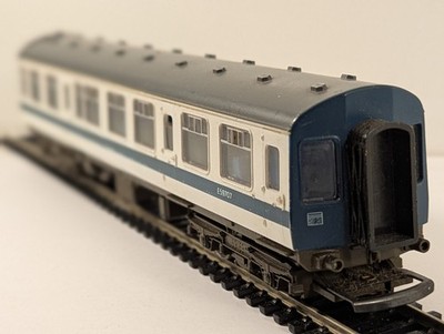 Hornby R698 Spurweite OO Klasse 110 Mittelwagen fehlendes Korridorende und Puffer