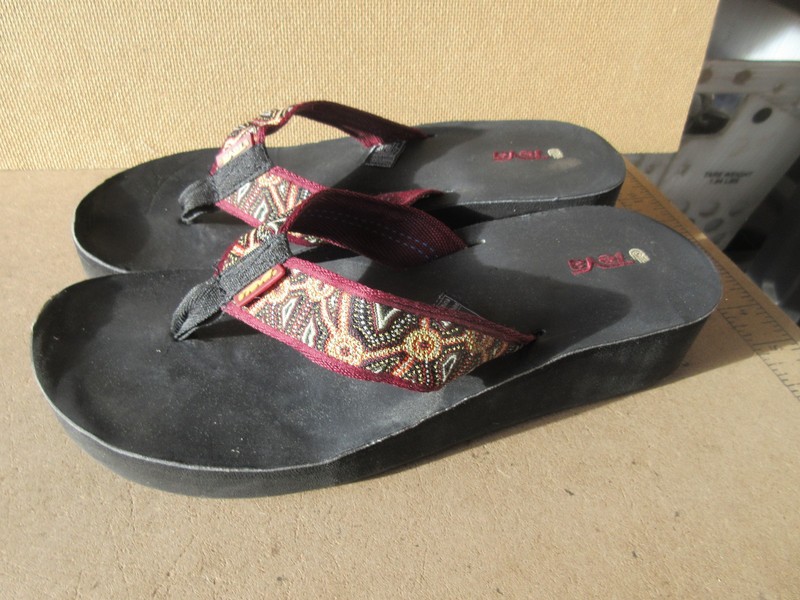 Women's TEVA Mandalyn flip flop thong wedge sandals,  W 11, EU 42   (O 370)