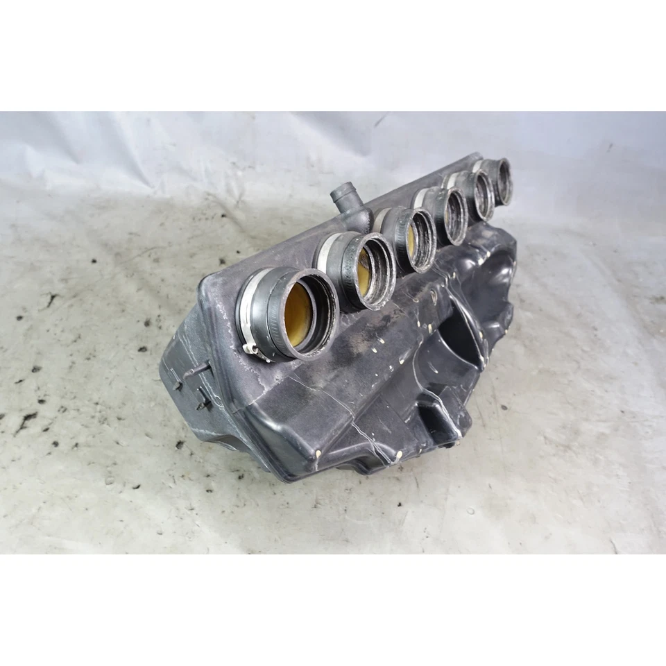 Damaged 2001-2006 BMW E46 M3 S54 SMG Intake Manifold Air Collector Plenum OEM - Image 4 of 4