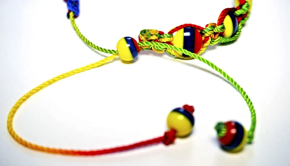 Pulsera Hecha a Mano por Artesanos Nativos Colombia Ecuador Venezuela Foto 2 de 4