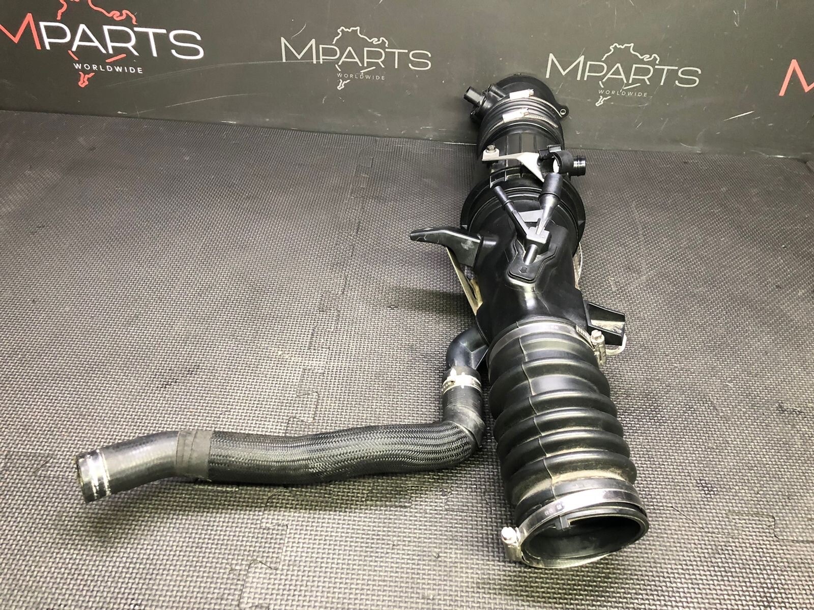 Intake Duct Piping Tubes MAF Sensor Lines 19-23 Ferrari F8 Tributo