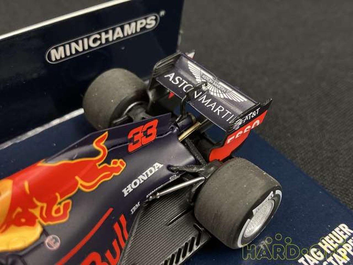 ミニカー ASTON MARTIN RED BULL RACING TAG HEUER Aston Martin Red Bull Racing Tag Heuer RB14 #33 Max