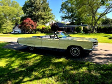 1966 Pontiac Bonneville Convertible (Like Big GTO!)