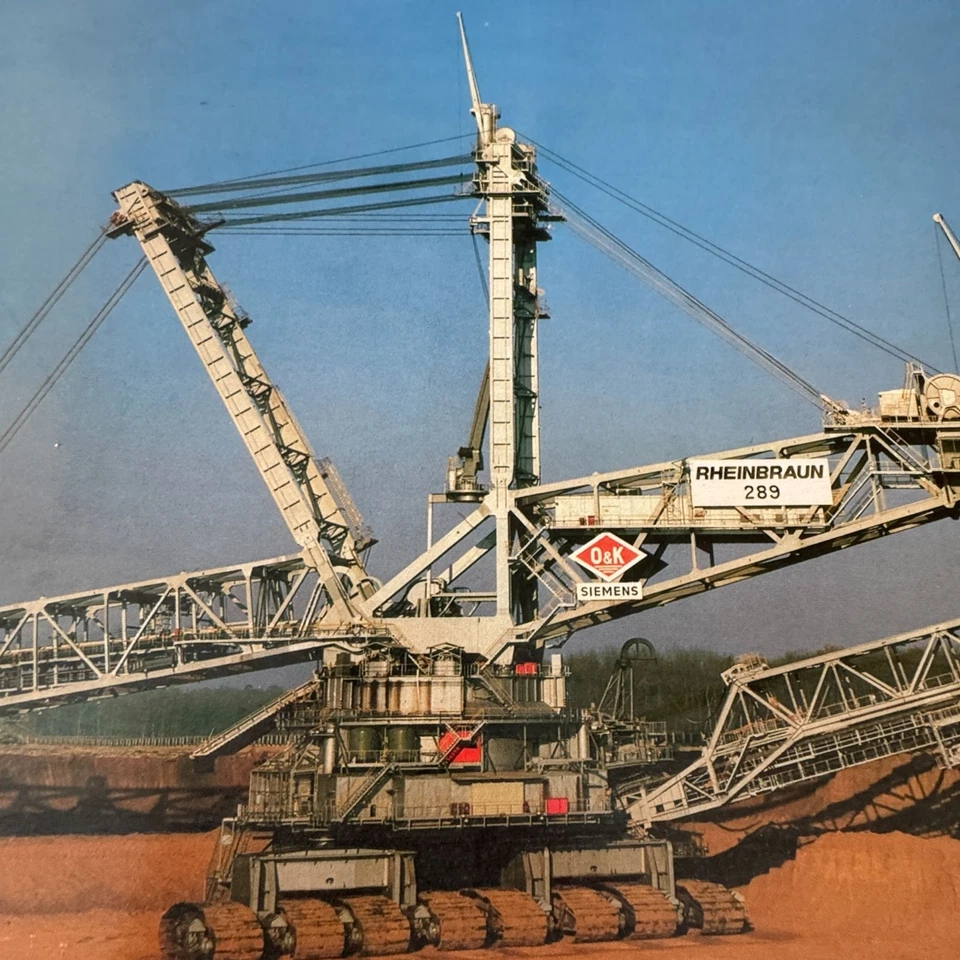 Revell Bucket Wheel Excavator Model Kit Schaufelradbagger Germany Construction - Image 2 of 4
