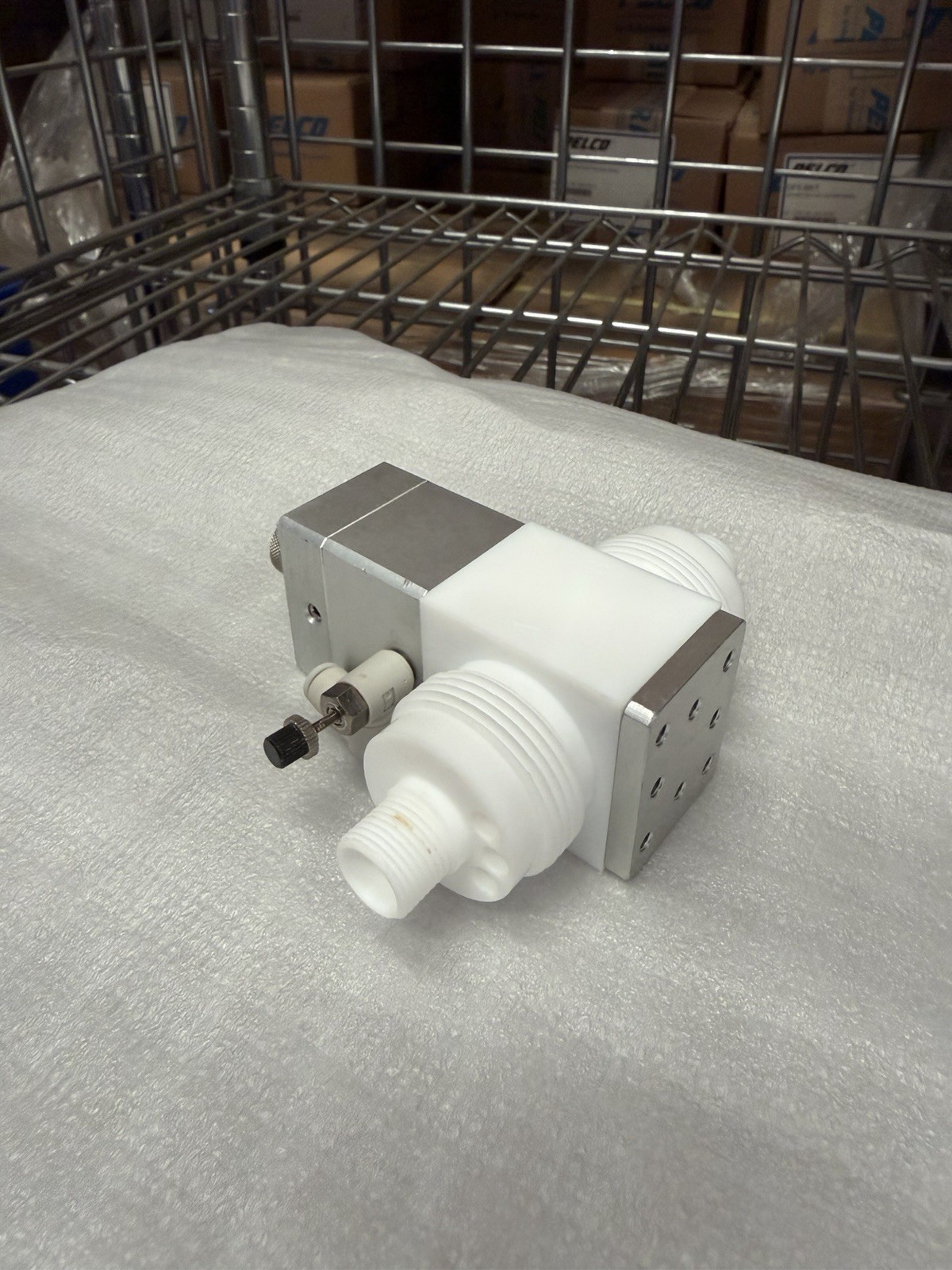 CKD AMD11-X1262 Pneumatic Valve TEL Tokyo Electron ACT12 Working Surplus