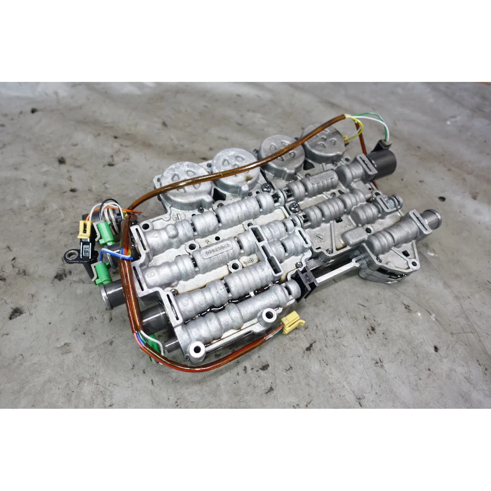 2003-2006 BMW E46 330 X5 X3 3.0L M54 6 cilindros corpo da válvula de transmissão automática fabricante de equipamento original - Imagem 2 de 4