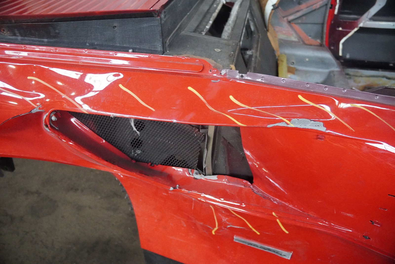 Rear Right Quarter Panel Body Structural Cut Ferrari Mondial Cabriolet 85 *Note*