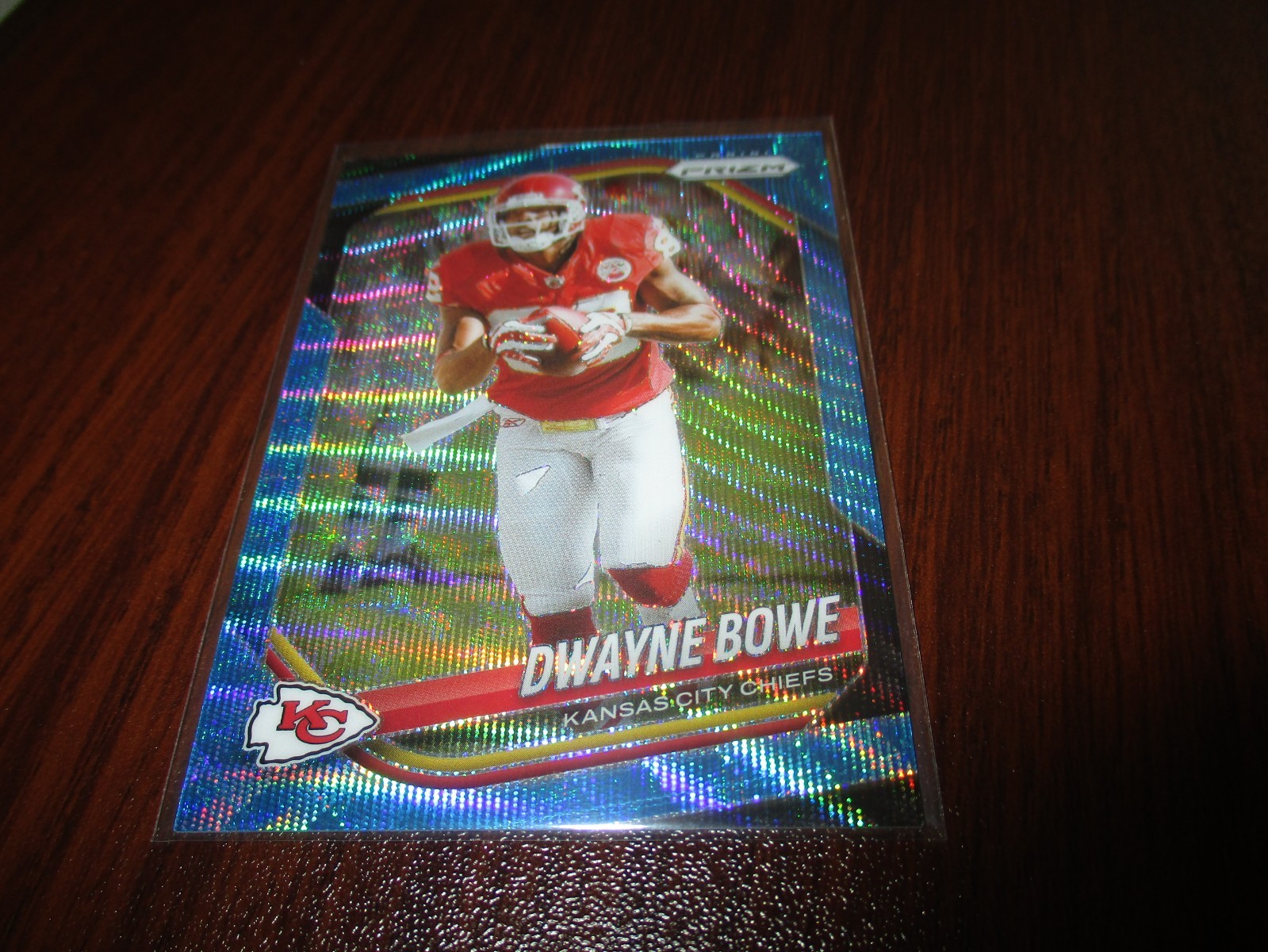 Dwayne Bowe 2025 Panini Prizm Blue Wave #46  /230
