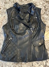 Small Chelsea & Violet Women’s Black Biker Faux Leather Vest Rock Winter Fall