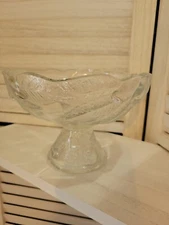 Clear Glass Pedestal Fruit Bowl Raised Pear An Leaf Design Teleflora France 1985