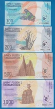 4 Notes, 2017 Madagascar 100 + 200 + 500 + 1000 Ariary P 97 + 98 + 99 + 100 UNC