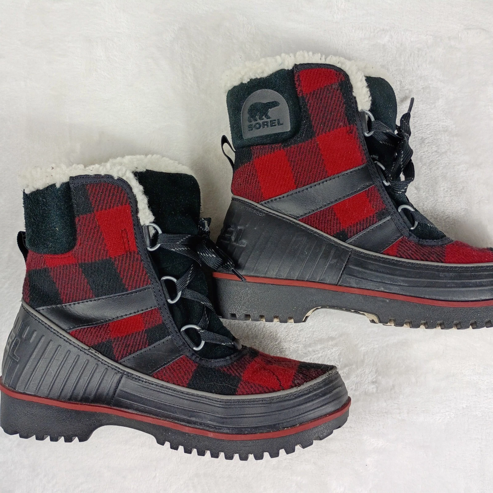 Sorel Winter Snow Boots Womens 7.5 Red Black Buffalo Plaid Waterproof