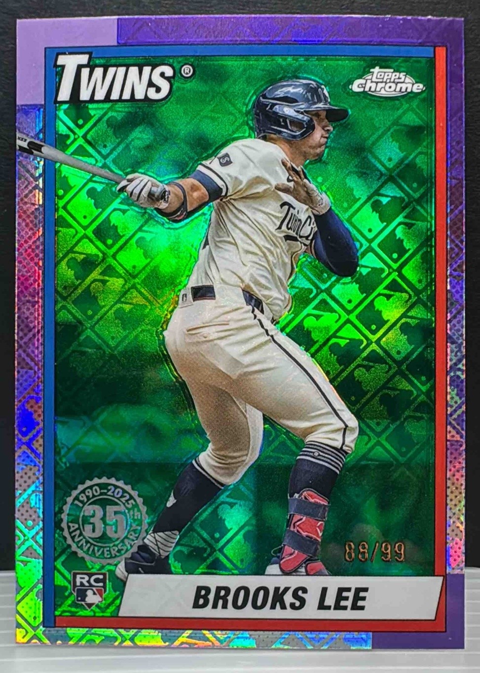 2025 Topps Chrome Brooks Lee #90CB-20 1990 Baseball Green Refractor 88/99 Twins