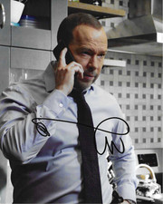 * DONNIE WAHLBERG * signed 8x10 photo * BLUE BLOODS * COA *