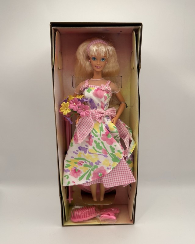 Spring Petals Barbie Doll Avon Exclusive Special Edition Mattel 1996  New in Box