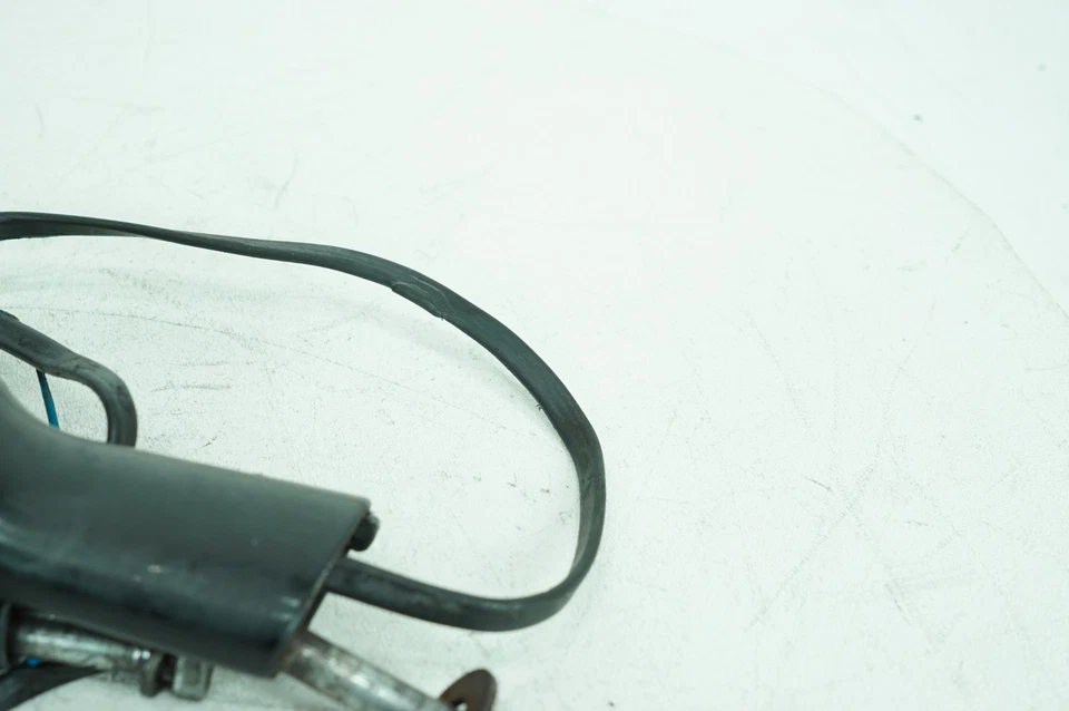 10 sinais de virada traseira esquerda direita Harley Sportster 883 ferro fabricante de equipamento original 68449-07 68277-07 - Imagem 4 de 4