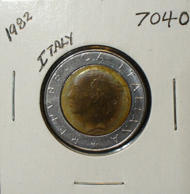 Italy 1982 Uncirculated BiMetal 500 Lire Coin