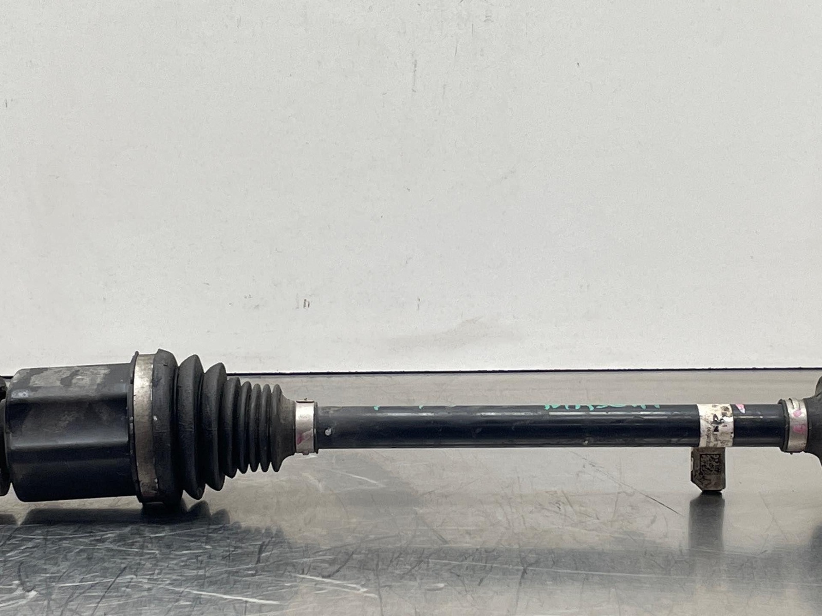 2017 Maserati Ghibli S Q4 3.0l Driver Left Axle Shaft Assembly 06700320340 17