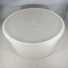 Vintage Tupperware 256-4 Cake Pie Large Storage Container Seal Lid 224-16