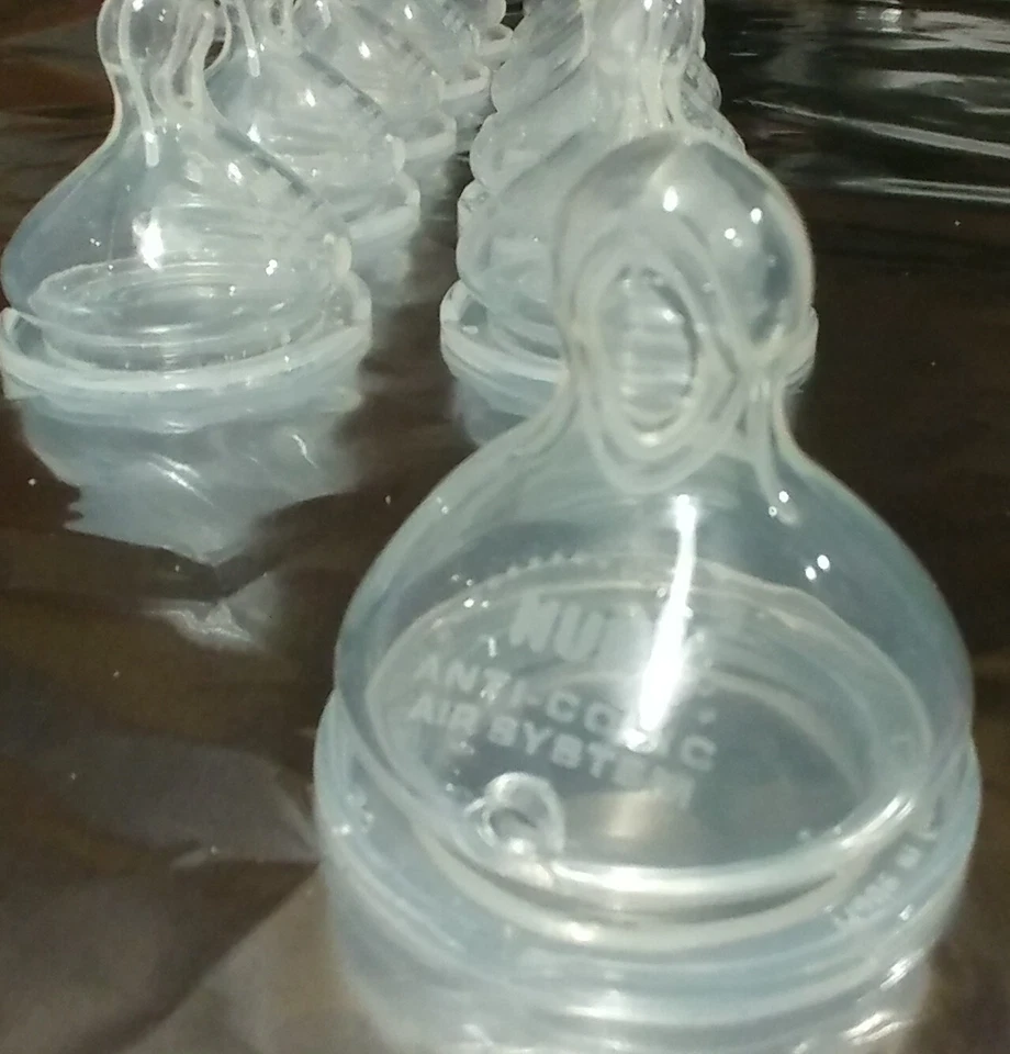 Lot 5 Pack New NUK Anti-Colic Clear Silicone Slow/Medium Flow Nipples - Image 4 of 4