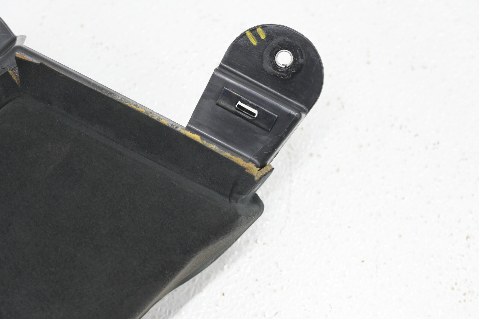 ⭐ 08-17 Maserati Granturismo Center B Pillar Post Cover Trim Black Set Oem