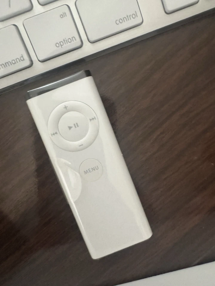 2007 apple Keyboard , Mouse All New. iMac Mac OS X Install Disc - Image 3 of 4